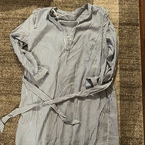 Old Navy size M stripe dress with belt